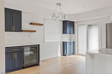 Welcome to 1457 W 52nd, a beautifully renovated 3-bedroom, 3 - photo 10