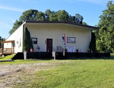 4000 SQFT NDUSTRIAL/RETAIL FLEX BUILDING for sale in LINCOLNTON - Lake Commercial For Sale in Lincolnton, Georgia
