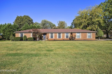 Fort Loudoun Lake Home Sale Pending in Knoxville Tennessee