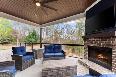Welcome to an exceptional home in Harbour Point on Lake Lanier - photo 4