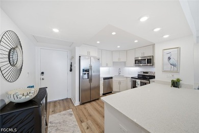 Top-Floor Gulf & Bay Views | Vanderbilt Towers | Naples This - photo 6