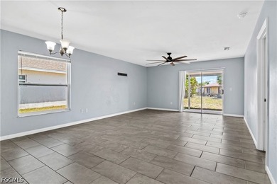 Short Sale Opportunity - Duplex in SE Cape Coral! Great - photo 8