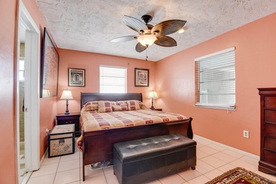 Botanical Waterfront Compound ~ 3 bedroom/2 bath elevated CBS - photo 10