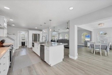 Absolutely Stunning Waterfront Retreat with Direct Access to the - photo 18