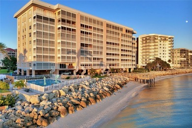 Marco Island Lake Area Condo For Sale in Marco Island Florida