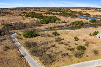 Lake Comanche Lot For Sale in Comanche Texas