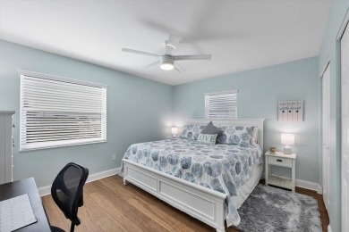 Absolutely Stunning Waterfront Retreat with Direct Access to the - photo 40
