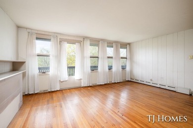 Welcome to East Grand Rapids-this property sits on nearly an - photo 9