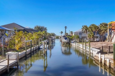 Absolutely Stunning Waterfront Retreat with Direct Access to the - photo 55