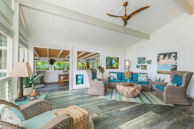 This Enchanting 2 bedroom flag lot Cottage situated on a lush - photo 8
