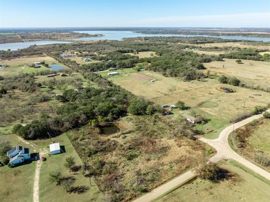 (private lake, pond, creek) Acreage For Sale in Waco Texas