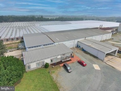 34+ Acre Greenhouse & Agricultural Facility Exceptional - photo 5