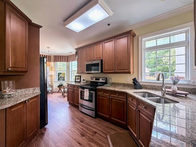 Beautifully positioned one-story townhome in Middleborough at - photo 2
