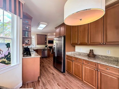 Beautifully positioned one-story townhome in Middleborough at - photo 6