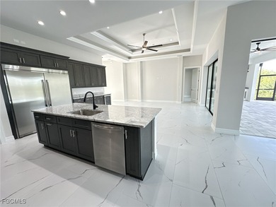 Gorgeous New Construction Home W/Direct Gulf Access! Move-In - photo 3