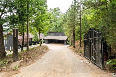 Lake Hamilton Home For Sale in Hot Springs National Park Arkansas