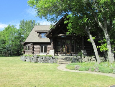 Is Golf your Game? This stunning full log home is perfect for - photo 5