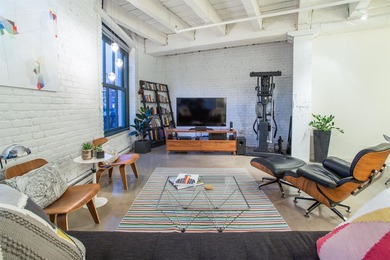 Expansive NYC style loft in Gastown's coveted Koret Lofts. This - photo 6