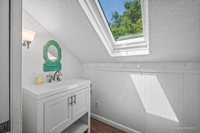 ABSOLUTELY STUNNING WATERFRONT CAPE COD! Nestled at the end of a - photo 19