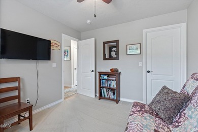 Beautiful 3 bed / 2 bath 1,728 sf single level home just blocks - photo 20