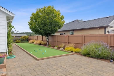 Beautiful 3 bed / 2 bath 1,728 sf single level home just blocks - photo 28