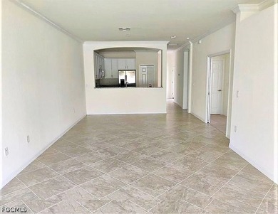Welcome to this beautiful lakefront attached villa located in - photo 9