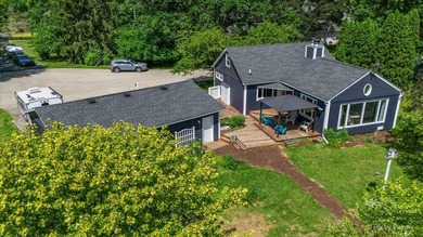 ABSOLUTELY STUNNING WATERFRONT CAPE COD! Nestled at the end of a - photo 32