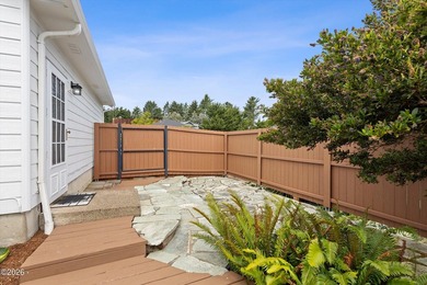 Beautiful 3 bed / 2 bath 1,728 sf single level home just blocks - photo 33