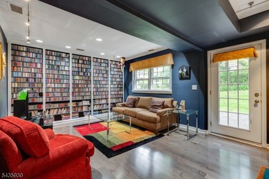 STYLISH 3-BED/2.1 BATH SPLIT-LEVEL HOME IN QUIET NEIGHBORHOOD - photo 35