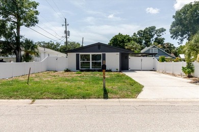 Welcome to this beautifully updated 3-bedroom, 2-bathroom home - photo 3