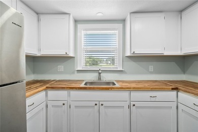 **Coastal Living Meets Investment Opportunity in Holiday - photo 11