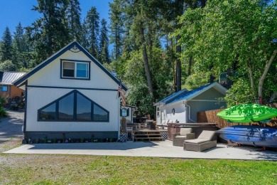 Newman Lake Home For Sale in Newman Lake Washington
