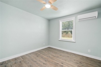 **Coastal Living Meets Investment Opportunity in Holiday - photo 18