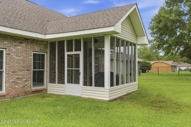 Welcome home to this charming 3-bedroom, 2-bath residence in the - photo 25