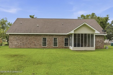 Welcome home to this charming 3-bedroom, 2-bath residence in the - photo 26