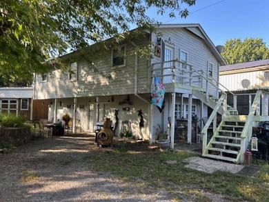 Discover your private retreat near beautiful Lake Hudson with - photo 26