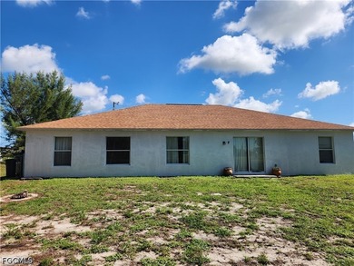 Lots of room in this home on a quiet street in NW Cape Coral - photo 4