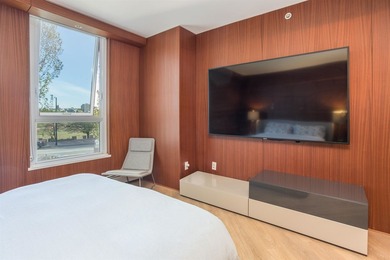 Governor's Tower in Yaletown, this updated 3-bedroom home offers - photo 10