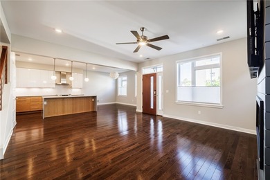 Experience luxury living in the heart of Downtown Rochester! - photo 11