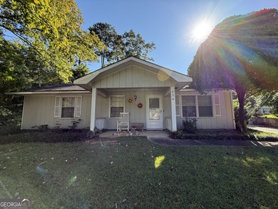 Lake Home Sale Pending in Macon, Georgia