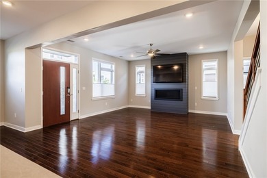 Experience luxury living in the heart of Downtown Rochester! - photo 12