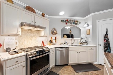 Welcome home to this well-appointed 3-bedroom, 2.5-bath ranch - photo 13