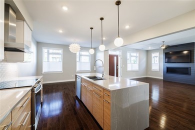 Experience luxury living in the heart of Downtown Rochester! - photo 18