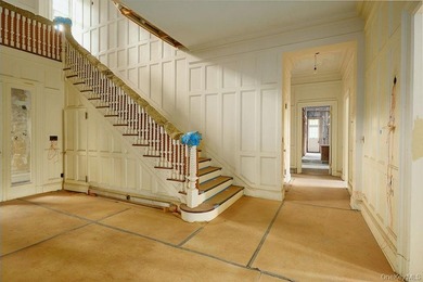 *Riven Oaks,* designed by renowned architect James Brown Lord - photo 10