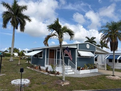 Perfect time to buy this newly renovated 2/1.5 manufactured home - photo 2