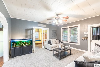 Located at 404 Filhiol Ave in West Monroe, this 3-bedroom - photo 3