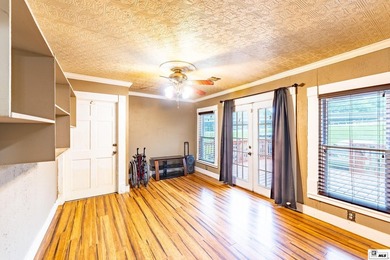 Located at 404 Filhiol Ave in West Monroe, this 3-bedroom - photo 9