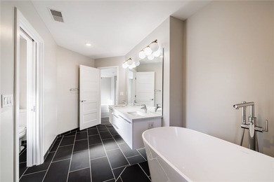 Experience luxury living in the heart of Downtown Rochester! - photo 33