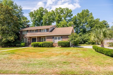 Shadowmoss | 3 BR | 2.5 BA | 2,330 Sq Ft | 0.26-Acre Charming - photo 3