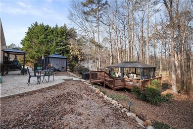Welcome home to this well-appointed 3-bedroom, 2.5-bath ranch - photo 48